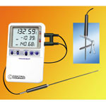 High-Accuracy Platinum Probe Thermometer with 24-hour/7-day/31-day MIN/MAX Memory